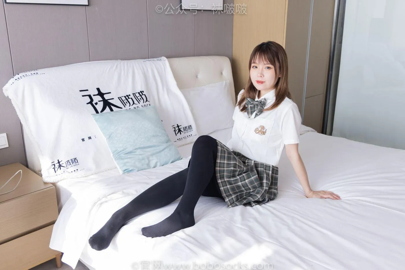 [BoBoSocks袜啵啵]NO.056 朵朵-JK制服、皮鞋、厚黑丝 [135P]插图1